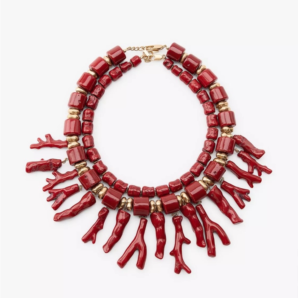 Zara Pack of two necklaces in different lengths
Color: Coral